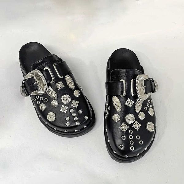 summer women slippers platform rivets punk rock leather mules creative metal fittings casual party shoes female outdoor slides 230204, Black
summer women slippers platform rivets punk rock leather mules creative metal fittings casual party shoes female outdoor slides 230204, Black