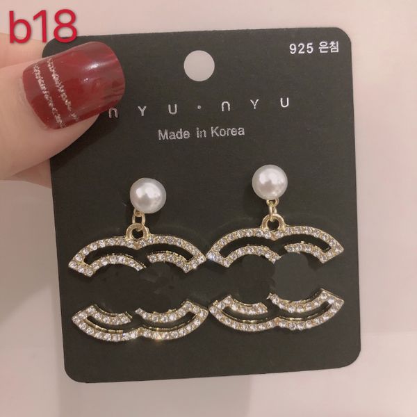 brand pearl earrings charm designer love jewelry earring classic charm women gifts stud earrings vintage family jewelry wholesale, Golden
brand pearl earrings charm designer love jewelry earring classic charm women gifts stud earrings vintage family jewelry wholesale, Golden
