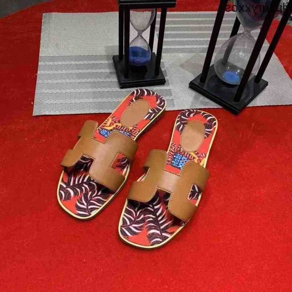 oran hermz beach shoe original version designer sandals high large slipper women's outer leather standard upper drill l5kl
oran hermz beach shoe original version designer sandals high large slipper women's outer leather standard upper drill l5kl