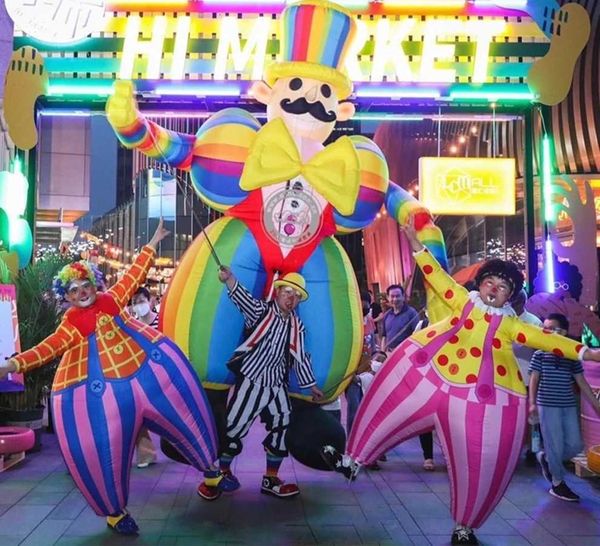 8x5m giant inflatable clown costume adults joker puppet super circus props for adults carnival parade decoration
8x5m giant inflatable clown costume adults joker puppet super circus props for adults carnival parade decoration