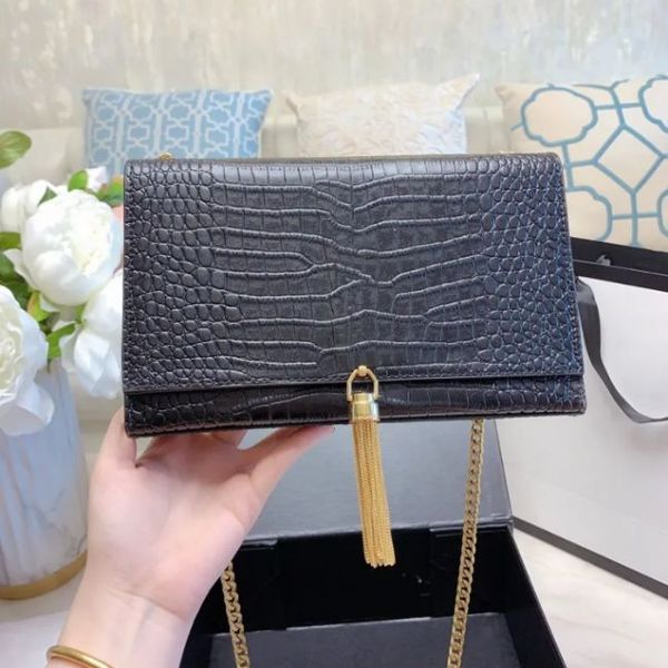 shoulder bags wallets women luxurys designers bags shoulder bag handbags gold or silver chain handbag purse crocodile embossed leather bag
shoulder bags wallets women luxurys designers bags shoulder bag handbags gold or silver chain handbag purse crocodile embossed leather bag