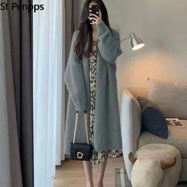 sweaters 2022 autumn and winter new woolen coat women's brown knitted cardigan no placket slim midlength highgrade wool sweater, White;black
sweaters 2022 autumn and winter new woolen coat women's brown knitted cardigan no placket slim midlength highgrade wool sweater, White;black