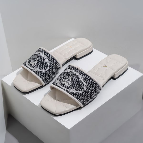 summer designer womens sandals embroidery letter beach slipper brand slides famale shoes ladies fashion sandals, Black
summer designer womens sandals embroidery letter beach slipper brand slides famale shoes ladies fashion sandals, Black