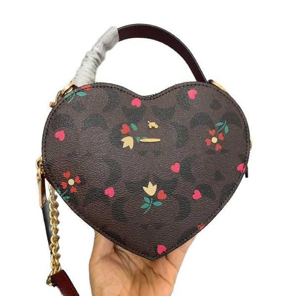 many models heart-shaped bag shoulder bags for women designer bag purse handbag chain crossbody bags mini heart love leather handbags wallet
many models heart-shaped bag shoulder bags for women designer bag purse handbag chain crossbody bags mini heart love leather handbags wallet