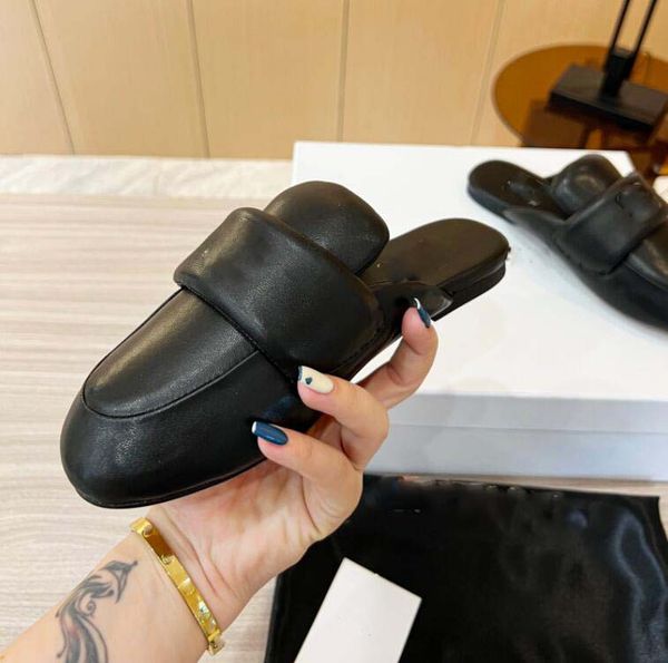 with box sandal women summer slippers classic white black patent leather metallic lime khaki solid summer beach mens slipper 35-41
with box sandal women summer slippers classic white black patent leather metallic lime khaki solid summer beach mens slipper 35-41