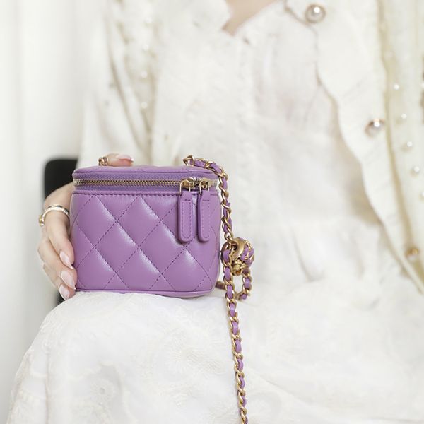 luxury evening bag designer crossbody bag handbag 11cm genuine leather chain bag level replication shoulder bags with box ch090
luxury evening bag designer crossbody bag handbag 11cm genuine leather chain bag level replication shoulder bags with box ch090