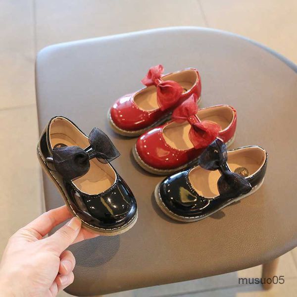 sandals new kids girl spring baby girls princess shoe soft bottom student leather performance shoes, Black;red
sandals new kids girl spring baby girls princess shoe soft bottom student leather performance shoes, Black;red