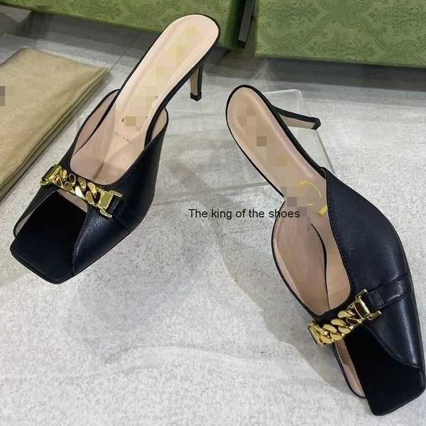 2023 sandalsdesigner slides slipper ggity sandal high-version new style mueller shoes thin heels high heels metal chain shoes open-toe fishm, Black
2023 sandalsdesigner slides slipper ggity sandal high-version new style mueller shoes thin heels high heels metal chain shoes open-toe fishm, Black