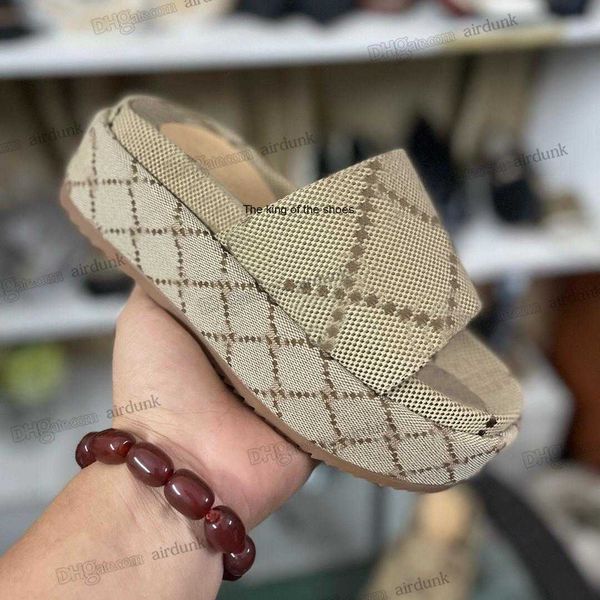 with box 2022 womens fashion 2023uccie 20232023 slippers embroidered canvas designer slides slip on slipper girls 60mm canvas covered platfo, Black
with box 2022 womens fashion 2023uccie 20232023 slippers embroidered canvas designer slides slip on slipper girls 60mm canvas covered platfo, Black