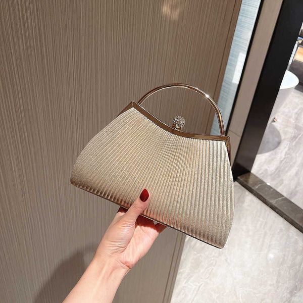 evening bags for women 2023 new luxury handbags diamond clutch purse wedding pleated gold hand purses and 230427
evening bags for women 2023 new luxury handbags diamond clutch purse wedding pleated gold hand purses and 230427