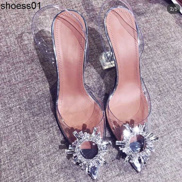 water diamond sandals slippers women's 2023 spring/summer amina muaddi transparent pointed cup heel high heel women's shoes, Black 
water diamond sandals slippers women's 2023 spring/summer amina muaddi transparent pointed cup heel high heel women's shoes, Black