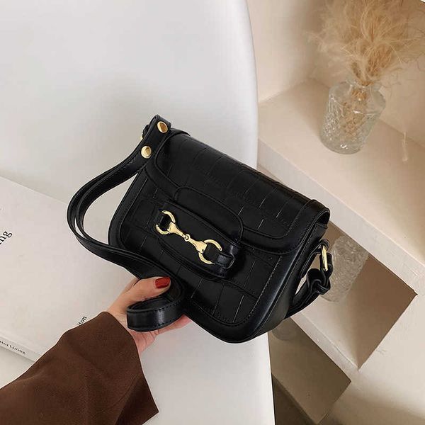 version of bag for women in spring and summer of new style sling single shoulder small square bag western-style stone
version of bag for women in spring and summer of new style sling single shoulder small square bag western-style stone