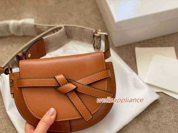 bags tote women leather saddle messenger fashion lightweight handbag shoulder brown brand designer crossbody female purses 1225, Black
bags tote women leather saddle messenger fashion lightweight handbag shoulder brown brand designer crossbody female purses 1225, Black