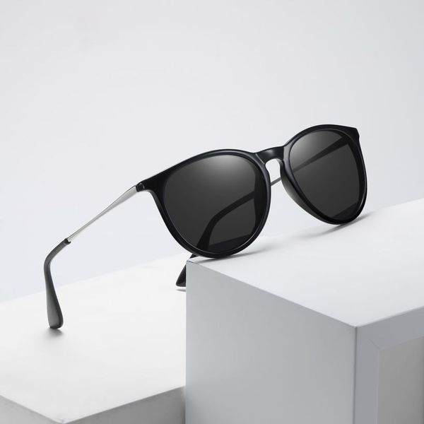 vintage polarized sunglasses men women classic round sun glasses designer outdoor driving uv400 eyewear gafas de sol for unisex, White;black 
vintage polarized sunglasses men women classic round sun glasses designer outdoor driving uv400 eyewear gafas de sol for unisex, White;black