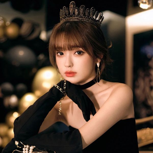 european and american retro crown black bride wedding crown baroque headwear personalized p hair accessories, Silver
european and american retro crown black bride wedding crown baroque headwear personalized p hair accessories, Silver