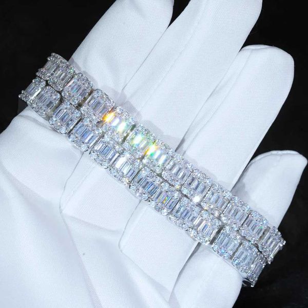 ins popular hip hop tennis chain fully iced out 8mm baguette moissanite custom sterling silver tennis bracelet
ins popular hip hop tennis chain fully iced out 8mm baguette moissanite custom sterling silver tennis bracelet