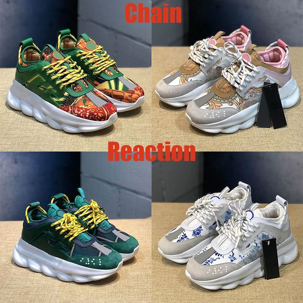 2023 italy sneakers chain reaction shoes casual shoe reflective height triple black white multi-color suede luxury fashion women men designe
2023 italy sneakers chain reaction shoes casual shoe reflective height triple black white multi-color suede luxury fashion women men designe