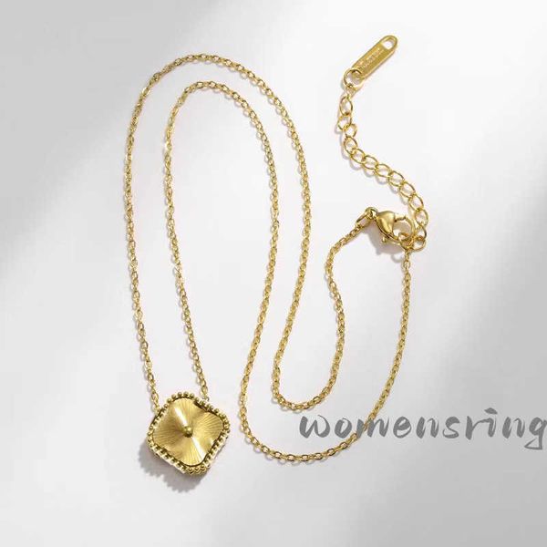 designer jewelry classic 4 leaf flowers bracelet for women pendant necklaces mother of pearl stainless steel plated gold 18k girls chain, Golden;silver
designer jewelry classic 4 leaf flowers bracelet for women pendant necklaces mother of pearl stainless steel plated gold 18k girls chain, Golden;silver