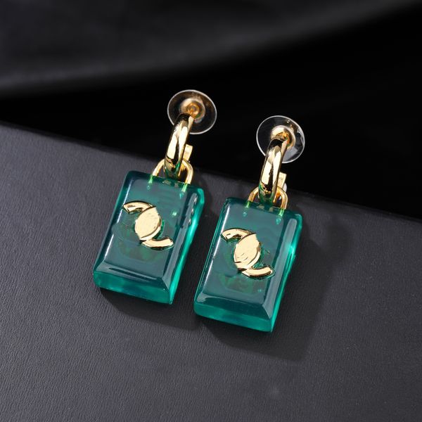 2023 ccity stud various new women ear studsc earring fashion designer letters earing accessories for dinner party earrings bh4434, Golden;silver
2023 ccity stud various new women ear studsc earring fashion designer letters earing accessories for dinner party earrings bh4434, Golden;silver