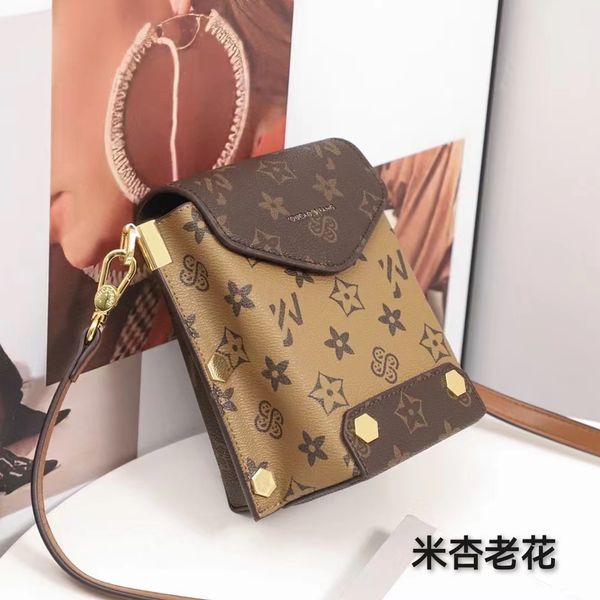 mobile phone bag bitsy women chain bags wallet designers messenger leather handbags shoulder flower purse crossbody 7705
mobile phone bag bitsy women chain bags wallet designers messenger leather handbags shoulder flower purse crossbody 7705