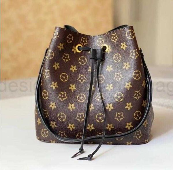 neonoe bucket shoulder bags luxury designer bag leather crossbody package clutch handbag classic evening package wallet purse
neonoe bucket shoulder bags luxury designer bag leather crossbody package clutch handbag classic evening package wallet purse