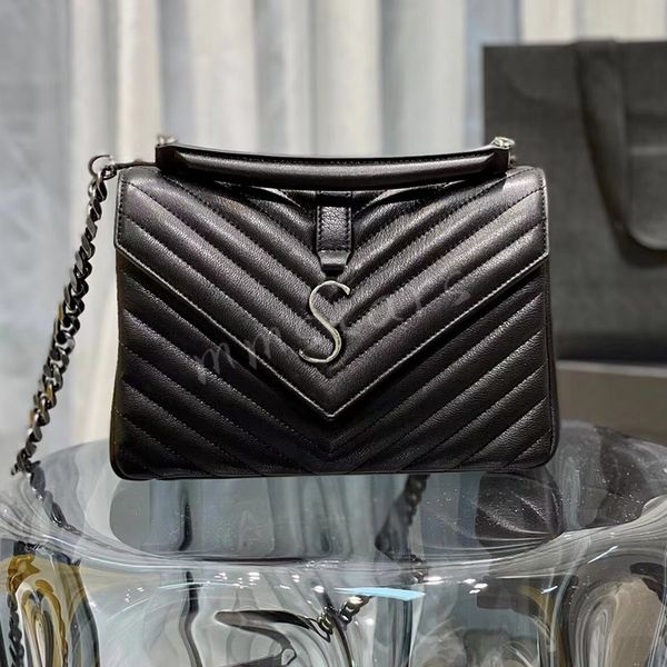 college chain bag in quilted leather with fringes chevron-quilted handle shoulder strap crossbody handbag luxury designers
college chain bag in quilted leather with fringes chevron-quilted handle shoulder strap crossbody handbag luxury designers
