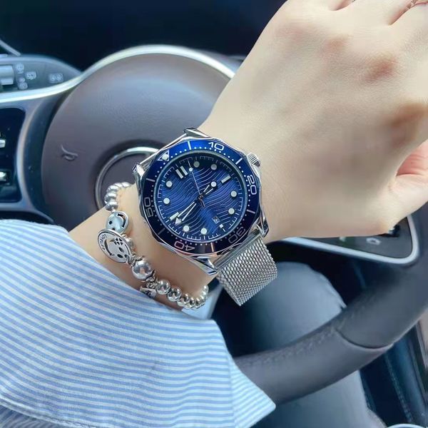 watch quartz mens watches 42mm silver wristband waterproof all stainless steel wristband fashion designer wristwatch o44, Slivery;brown
watch quartz mens watches 42mm silver wristband waterproof all stainless steel wristband fashion designer wristwatch o44, Slivery;brown