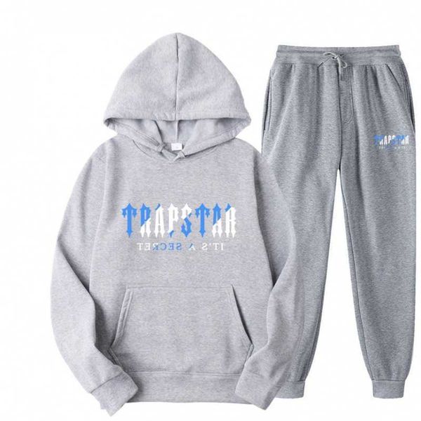 new trapstar new men's and women's hoodie set plush sweater casual sports two piece couple set, Black;white
new trapstar new men's and women's hoodie set plush sweater casual sports two piece couple set, Black;white