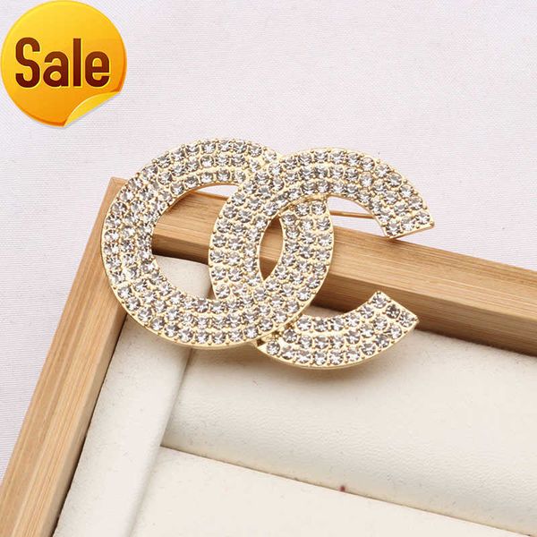 luxury women designer brand letter brooches 18k gold plated inlay crystal rhinestone jewelry brooch charm pearl pin 2 colors marry wedding p, Gray
luxury women designer brand letter brooches 18k gold plated inlay crystal rhinestone jewelry brooch charm pearl pin 2 colors marry wedding p, Gray
