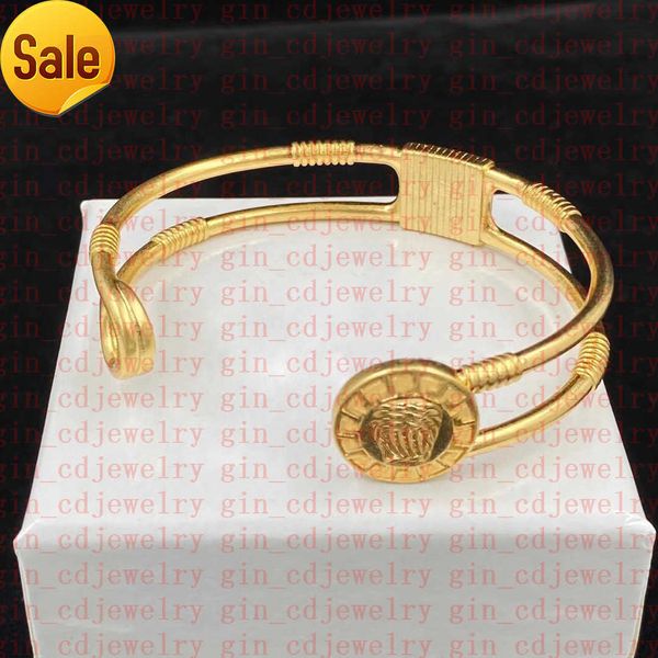 fashion designer necklace v letter open bracelet banshee medusa head 18k gold plated birthday festive engagement gift 22, Black
fashion designer necklace v letter open bracelet banshee medusa head 18k gold plated birthday festive engagement gift 22, Black