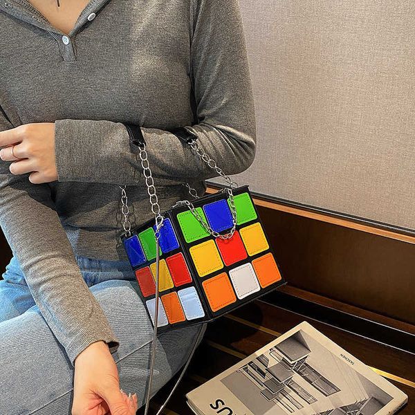 shoulder bags small handbags for women cube design purse square handbag mini with metal chain leather crossbody bag 230426
shoulder bags small handbags for women cube design purse square handbag mini with metal chain leather crossbody bag 230426