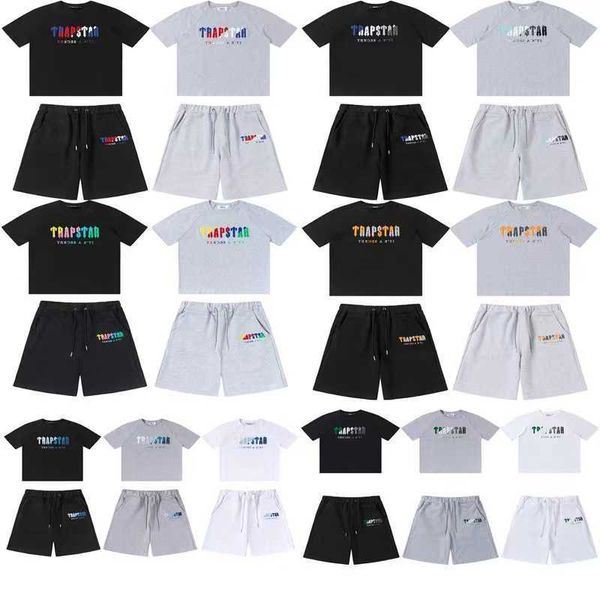 trapstar rainbow white blue towel embroidered short sleeve shorts casual high street round neck set relaxed casual versatile, Black;white
trapstar rainbow white blue towel embroidered short sleeve shorts casual high street round neck set relaxed casual versatile, Black;white