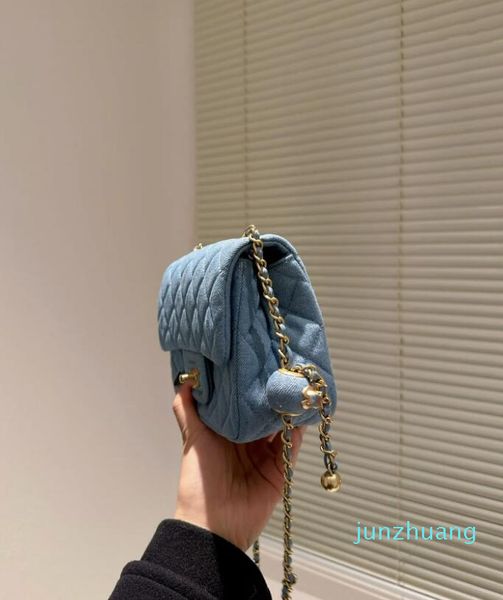 new messenger bag 2023 chain women's bag fashion versatile denim golden ball 17cm 991
new messenger bag 2023 chain women's bag fashion versatile denim golden ball 17cm 991