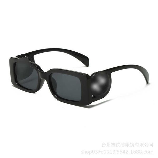 frames new hollowed out g family small box for women with a high-end feel fashionable and personalized sunglasses, White;black
frames new hollowed out g family small box for women with a high-end feel fashionable and personalized sunglasses, White;black