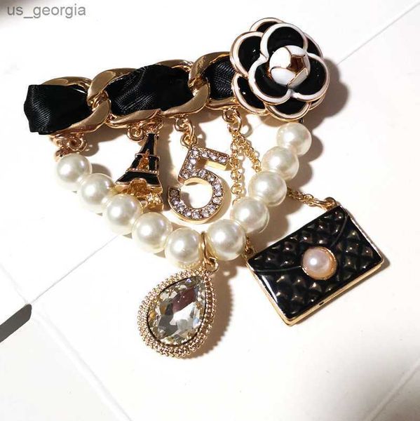 pins brooches trendy design pearl for women camellia tassels chain party jewelry, Gray
pins brooches trendy design pearl for women camellia tassels chain party jewelry, Gray