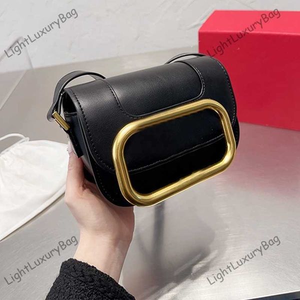 luxury designer women shoulder bags tote purse fashion crossbody bag 18 cm mini cross body handbag classic pillow handbags 220429
luxury designer women shoulder bags tote purse fashion crossbody bag 18 cm mini cross body handbag classic pillow handbags 220429