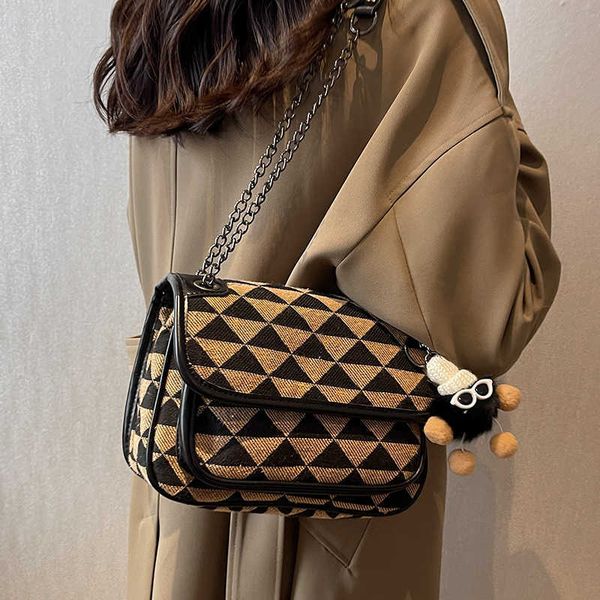 version of large bag women's new niche chain messenger bag with high sense of quality and versatile vagrant bag
version of large bag women's new niche chain messenger bag with high sense of quality and versatile vagrant bag