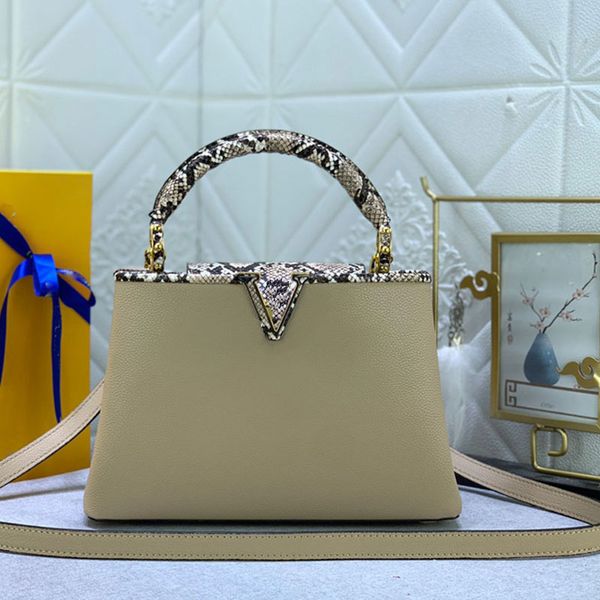 handbags shoulder bags crossbody designer backpack serpentine flap opening and closing tote bag collapse wallet upgrade the original version
handbags shoulder bags crossbody designer backpack serpentine flap opening and closing tote bag collapse wallet upgrade the original version