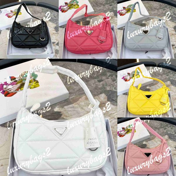 re edition 2005 handbag designer cross body purses messenger bag crossbody triangle shoulder bags 21cm genuine leather 9 colors designers ha
re edition 2005 handbag designer cross body purses messenger bag crossbody triangle shoulder bags 21cm genuine leather 9 colors designers ha