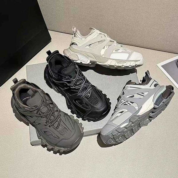 versatile balencigas new sneakers casual shoes paris 3.0 luxury designer track sneakers leather cushioning women triple black nylon trendy p
versatile balencigas new sneakers casual shoes paris 3.0 luxury designer track sneakers leather cushioning women triple black nylon trendy p