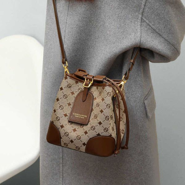 viney bag new bucket bag cross-body women's bag advanced texture niche 2023 shoulder bag
viney bag new bucket bag cross-body women's bag advanced texture niche 2023 shoulder bag