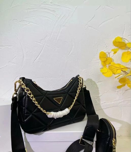 women's handheld one shoulder crossbody underarm bag with hanging ornaments zero wallet 1bc157 2dmo tote hangabgs have box 26.13cm
women's handheld one shoulder crossbody underarm bag with hanging ornaments zero wallet 1bc157 2dmo tote hangabgs have box 26.13cm