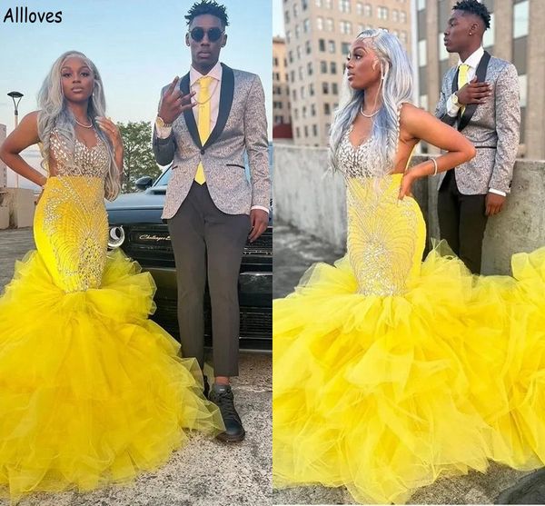luxury rhinestones beaded evening dresses for african girls v neck tulle ruffles skirt celebrity prom gowns slim and flare plus size vestido, Black;red
luxury rhinestones beaded evening dresses for african girls v neck tulle ruffles skirt celebrity prom gowns slim and flare plus size vestido, Black;red