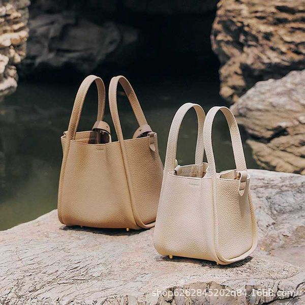 songcai basket series super soft cowhide lychee pattern trendy one shoulder crossbody small design fashion bag for women
songcai basket series super soft cowhide lychee pattern trendy one shoulder crossbody small design fashion bag for women