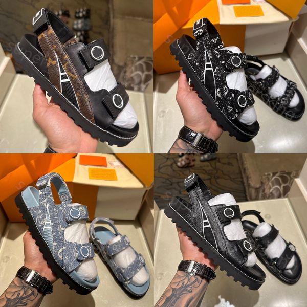 2023 men women sandals designer leather mules cool stylish slides adjusted buckles belt summer slippers with box size 35-45, Black
2023 men women sandals designer leather mules cool stylish slides adjusted buckles belt summer slippers with box size 35-45, Black
