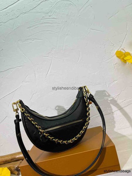 luxury designer embossing loop bag half-moon croissant bags shoulder hobo designer purse cosmetic underarm handbag crossbody metal chain col
luxury designer embossing loop bag half-moon croissant bags shoulder hobo designer purse cosmetic underarm handbag crossbody metal chain col