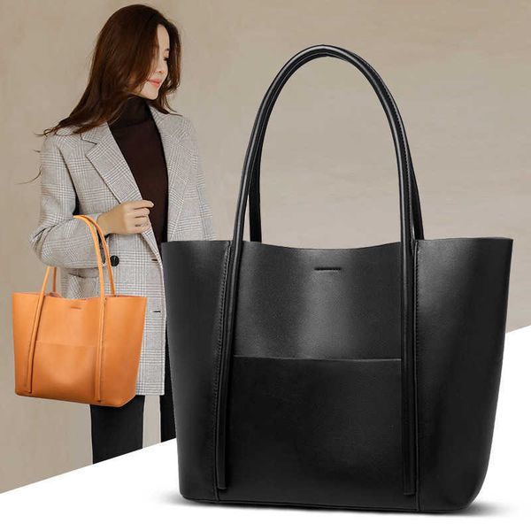 2023 new genuine leather women's tote autumn and winter handheld big cowhide commuter large capacity shoulder bag for women
2023 new genuine leather women's tote autumn and winter handheld big cowhide commuter large capacity shoulder bag for women