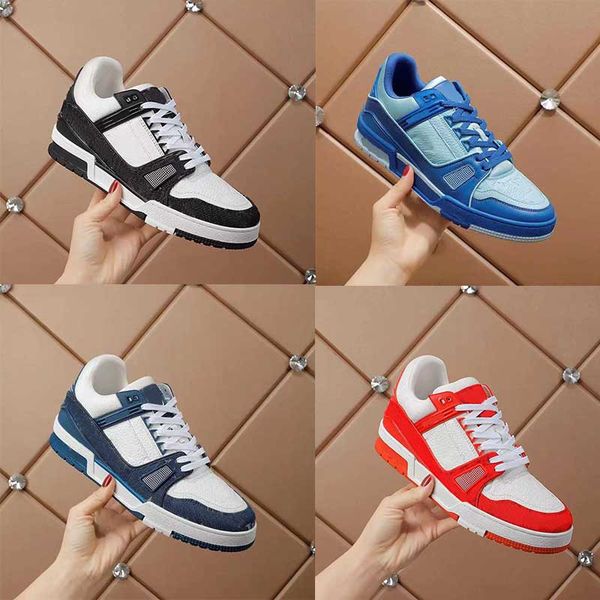 luxury designer casual shoes logo embossed trainer sneaker triple white pink sky blue black green yellow denim low mens sneakers women train
luxury designer casual shoes logo embossed trainer sneaker triple white pink sky blue black green yellow denim low mens sneakers women train