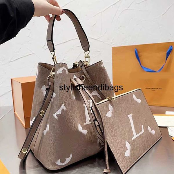 stylisheendibags totes luxury brand designers neonoe bucket flower purses women men design tote brand letter genuine leather handbags crossb
stylisheendibags totes luxury brand designers neonoe bucket flower purses women men design tote brand letter genuine leather handbags crossb