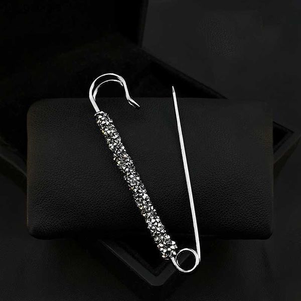 pins brooches charming refined crystal rhinestone branch brooches women adjustment pants waist fixed clothes brooch pin scarf lady jewelry, Gray
pins brooches charming refined crystal rhinestone branch brooches women adjustment pants waist fixed clothes brooch pin scarf lady jewelry, Gray